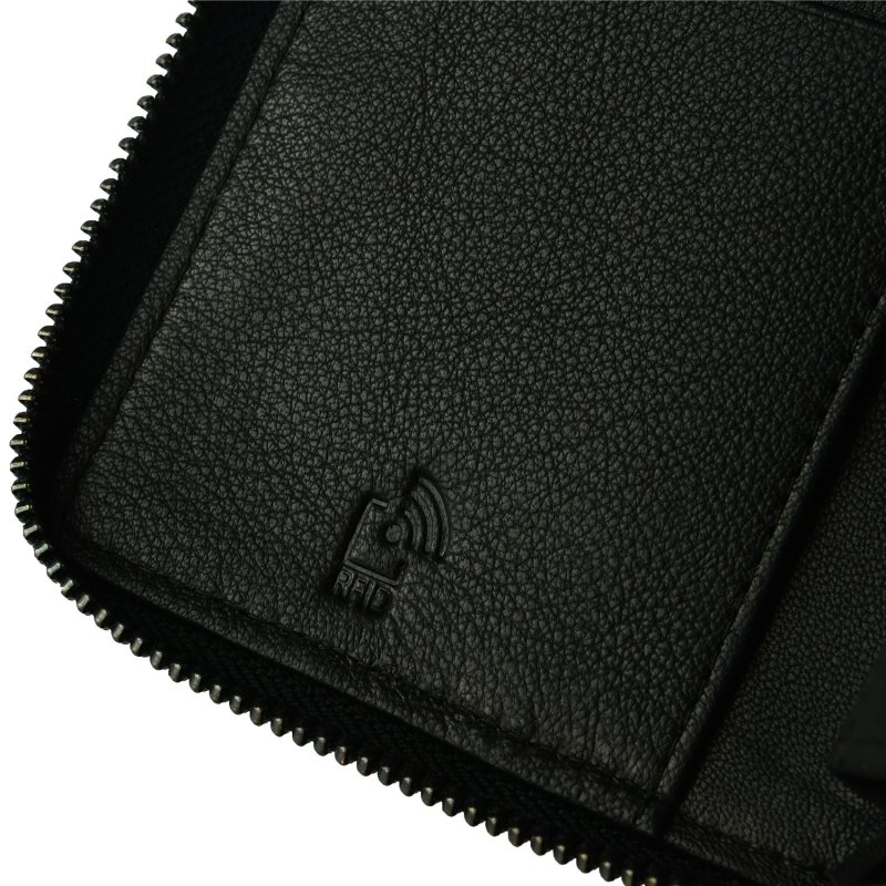 Laura Biagiotti Women's Wallet in Genuine Leather, Spacious, With Gift Box — view 16