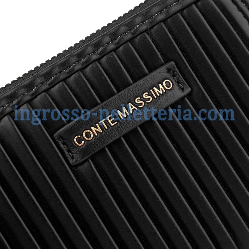 Conte Massimo Women's Small Wallet in Pleated PU, Zip Around — logo detail