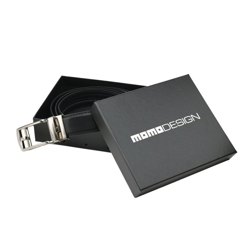 Ceinture Homme MOMO Design en Cuir Véritable avec Boucle Automatique à Cliquet, Sans Trous, 125 cm, Haute 3,5 … — détail logo