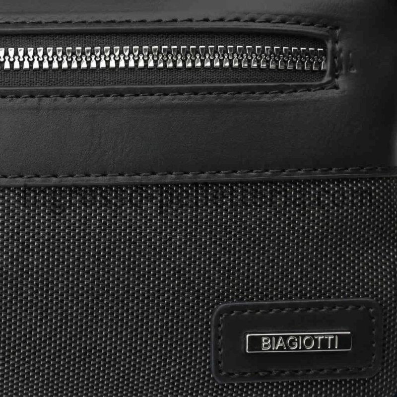 Biagiotti Multi-Purpose Travel Beauty Case for Men and Women, PU with Handle, Soft Case, Large — view 15