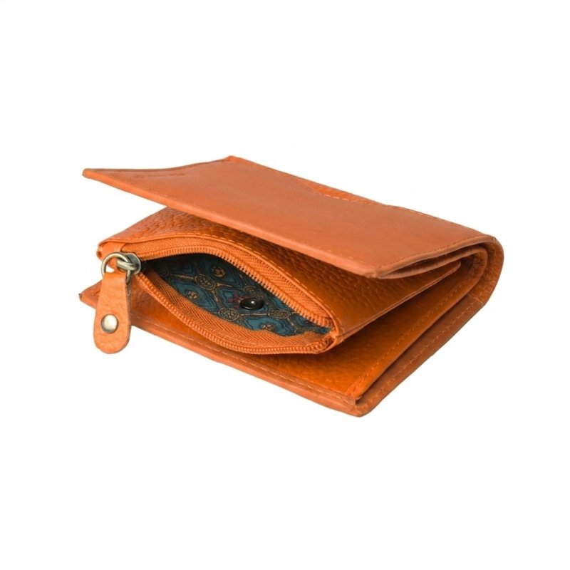 No Limits Small Women's Wallet in Genuine Leather, Credit Card Holder With Coin Compartment and Gift Box — view 10
