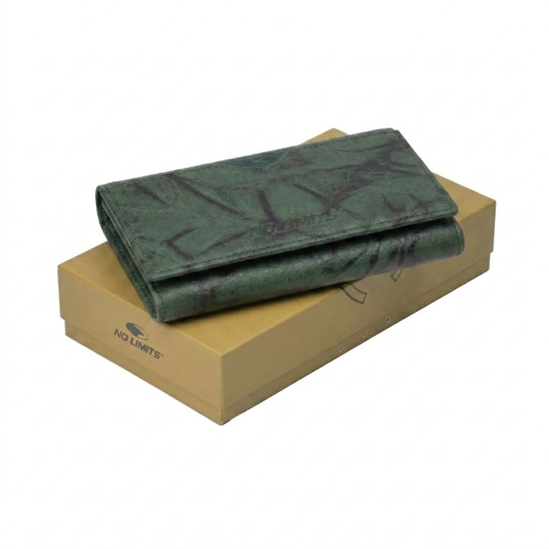 No Limits Women's Genuine Leather Wallet, Large with Multiple Compartments and Gift Box — logo detail