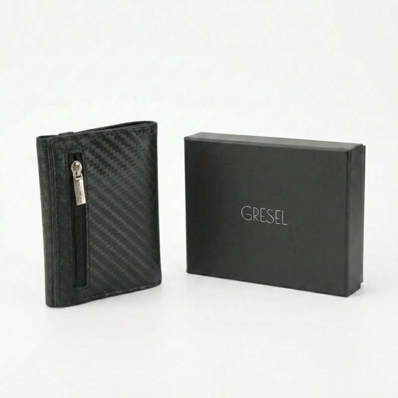 GRESEL Geldbörse Herren Slim aus echtem Leder Carbon-Optik mit Münzfach, Schwarz — Logo-Detail