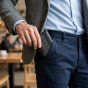 GRESEL Geldbörse Herren Slim aus echtem Leder Carbon-Optik mit Münzfach, Schwarz — Detail