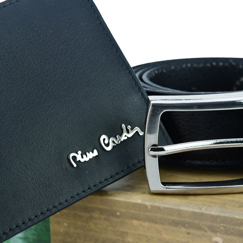 Pierre Cardin Coffret Cadeau Homme, Portefeuille Avec Protection RFID et Ceinture En Cuir Véritable — détail logo